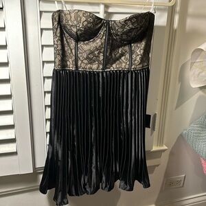 Lulus Brand New Black Lace Bustier Strapless Mini Corset Dress, Size S